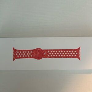 Apple Watch 41mm Magic Ember Nike Sport Band S/M